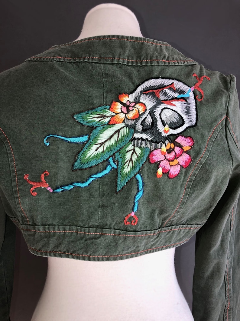 Embroidered Denim Jean Jacket Short Cropped Coat Tattoo Skull Style Long Sleeve Khaki Green Miss Me Vintage