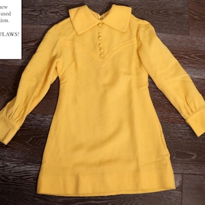 Vestido mini amarillo moderno de los años 60 Twiggy, años 60, 70, talla XS para adultos o niñas grandes