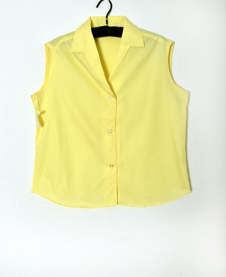 Never Worn 1960/'s 50/'s Yellow Blouse Vintage With Original Tags New Old Stock Sleeveless Shirt