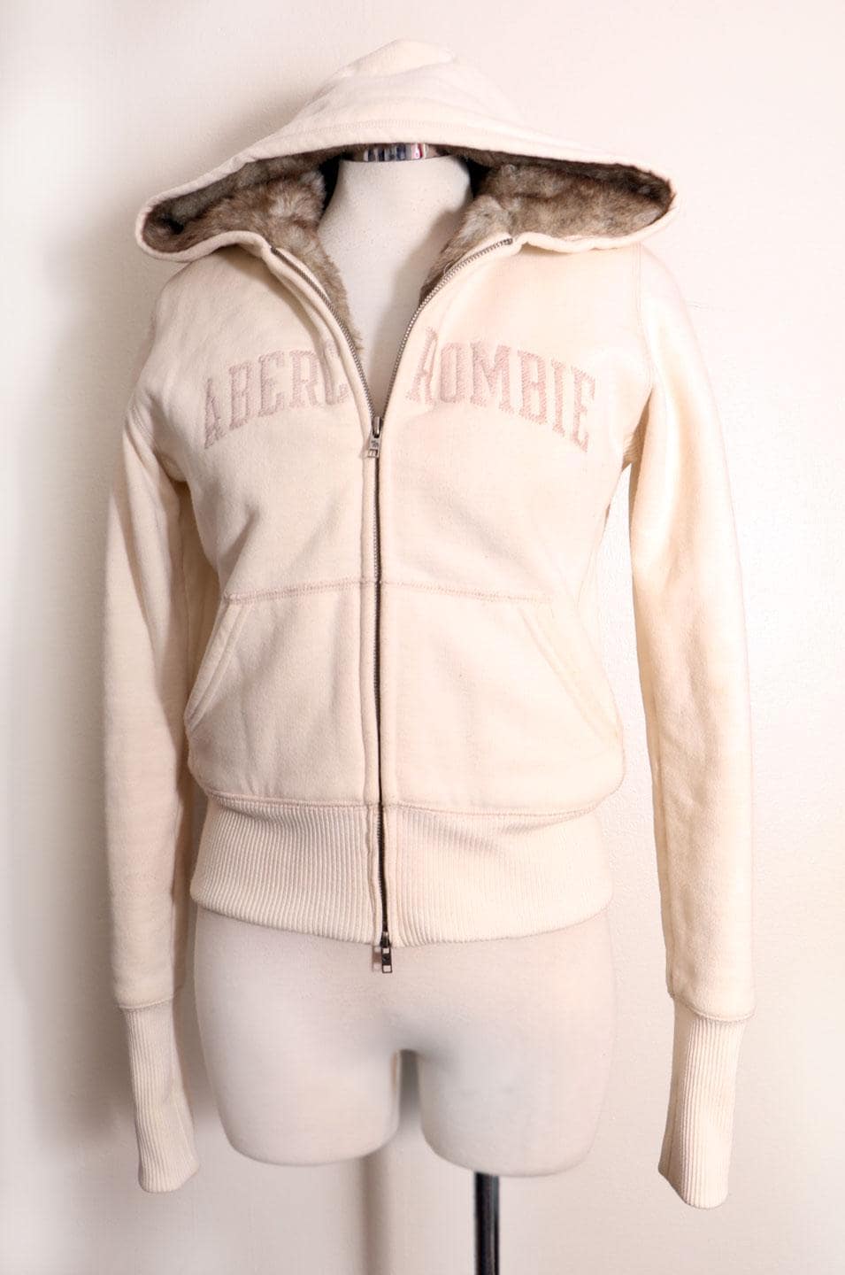 Hollister fur hoodie - Etsy 日本
