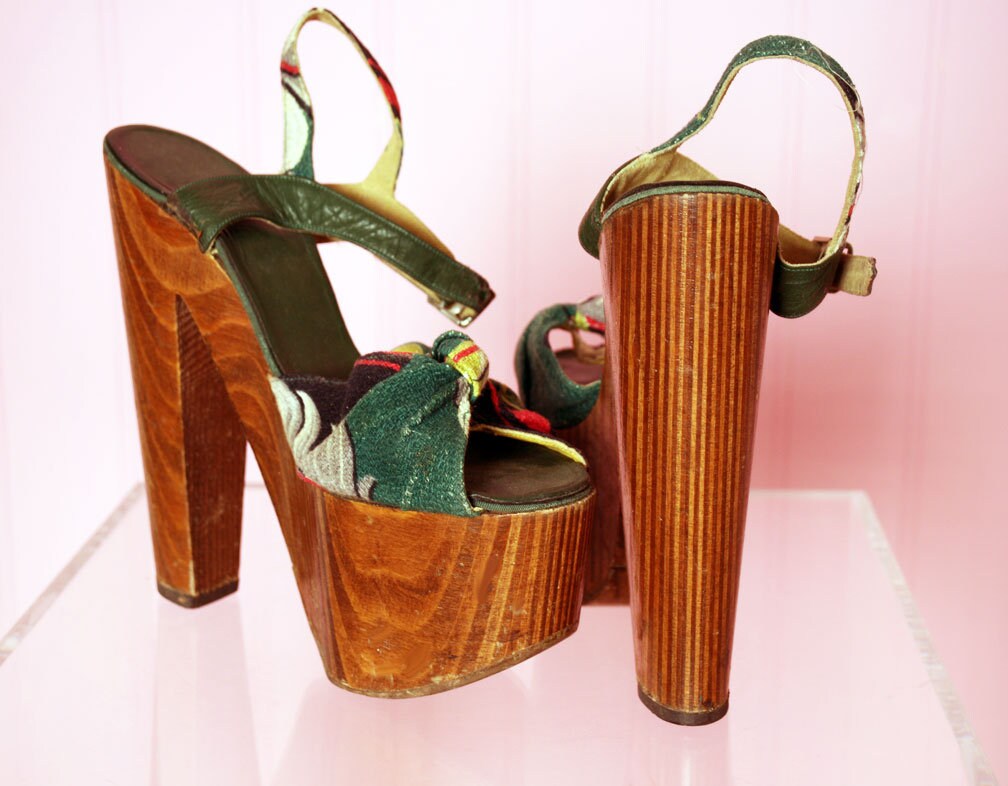 1970's Platform High Heels 1940's Style Vintage Hippie