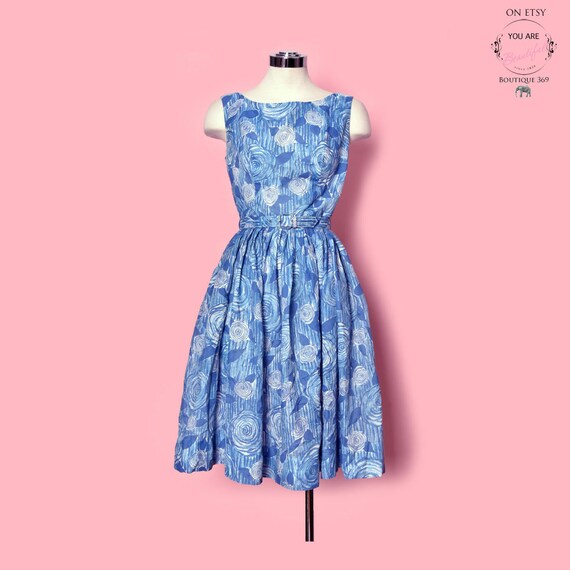 Vintage Blue Floral Print Dress 1950 s 1960 s Full Skirt Fit