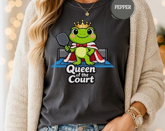 Queen of the Court Pickleball Hoodie – Funny Pickleball Frog Shirt – Pickleball Queen Gift for Women – Pickleball Apparel