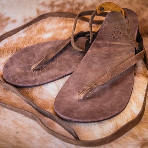 FreeSole Men Barefoot Sandals / Grounded / Earthing / Running Sandals / 100% Quality Recycled Leather / Handmade Sandals