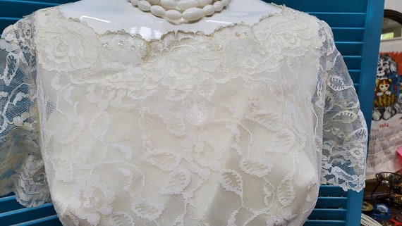 50’s Tea Length Lace & Satin Wedding Dress Vintag… - image 9