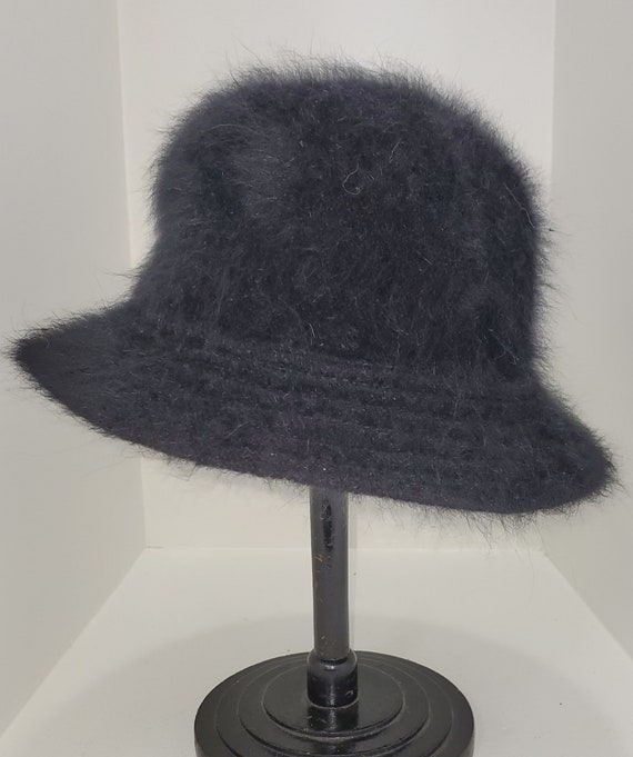 90s Fuzzy Black Angora Bucket Hat 