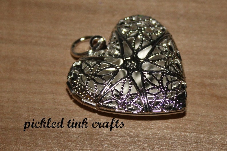 1 inch Heart Shape Aromatherapy Diffuser Locket Stainless Steel