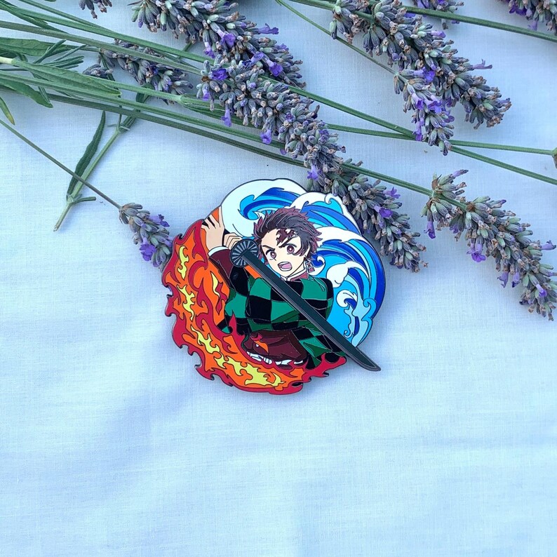 Tanjiro Kamado Enamel Pin - Demon Slayer Anime Pin Badge Manga - Etsy