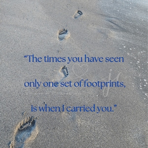 Footprints in the Sand Druckbare Grafik