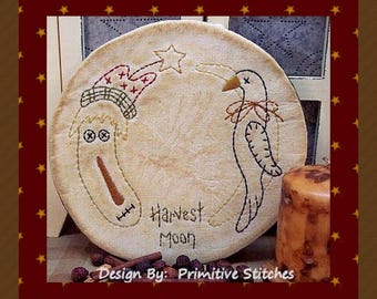 Harvest Moon Candle Mat by Primitive Stitches-Primitive Stitchery E-Pattern--Instant Download