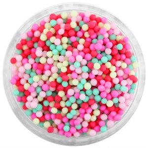 Mistletoe Nonpareils Blend - eine lustige Mischung aus rosa, roten und grünen Streuseln für Kuchen, Kekse und Cupcakes