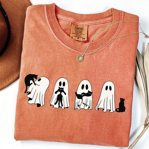 Comfort Colors® Süßes Geisterkatzen-Shirt, Halloween-Katzen-Shirt, schwarze Katzen-Shirt, Katzenliebhaber-Shirt, Geisterkatzen-Shirt, lustiges Geisterkatzen-Shirt
