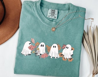Comfort Colors® Cute Ghost Shirt, Floral Ghost Shirt, Halloween Ghost Shirt, Spooky Season, Womens Halloween Shirt, Halloween Party Shirt