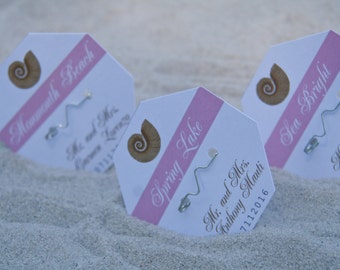 Dépôt de cartes de lieu de mariage de badge de plage