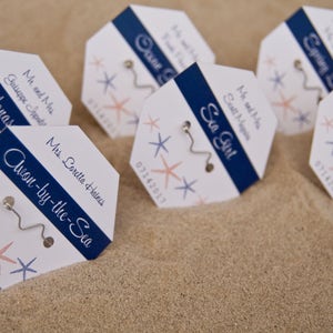 Beach Badge Wedding Place Cards | Beach Tag Starfish Escort Cards | Wedding Seating Cards Retainer