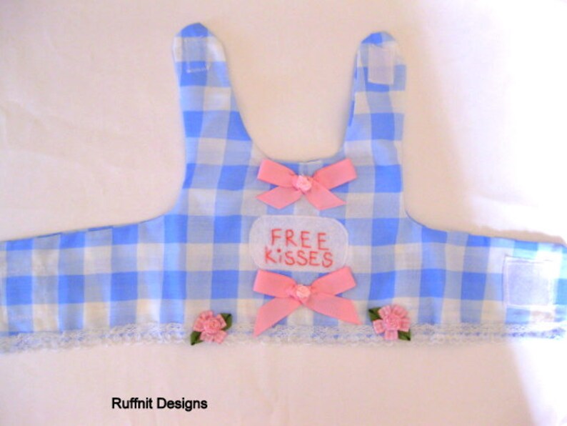 Dog top Free Kisses New