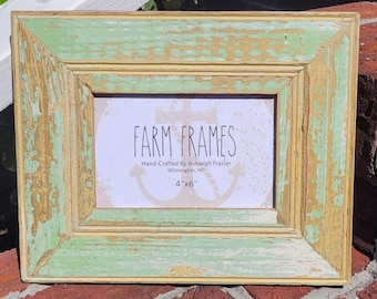 4 x 6 YELLOW and GREEN old vintage wood picture frame