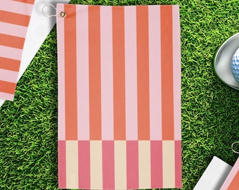 Asciugamano da golf preppy a righe rosa, accessorio colorato, asciugamano sportivo per golfisti principianti, regalo perfetto, asciugamano femminile per amiche golfiste, idea regalo di compleanno per caddie.