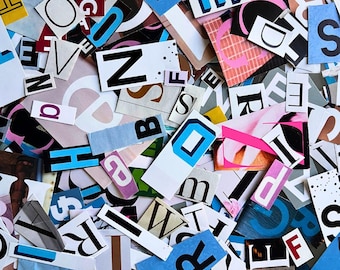 Pacchetto misterioso di lettere di riscatto, lettere ritagliate da riviste, forniture per album, idee per feste di diario con materiale riciclato per bacheche di visione