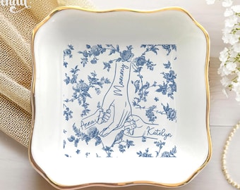 Personalized Holding Mom Hands Jewelry Dish, Mom Gift from Daughter, Ceramic Trinket Tray Gift for Mom, Thank You Grandma, Mothers Day Gift