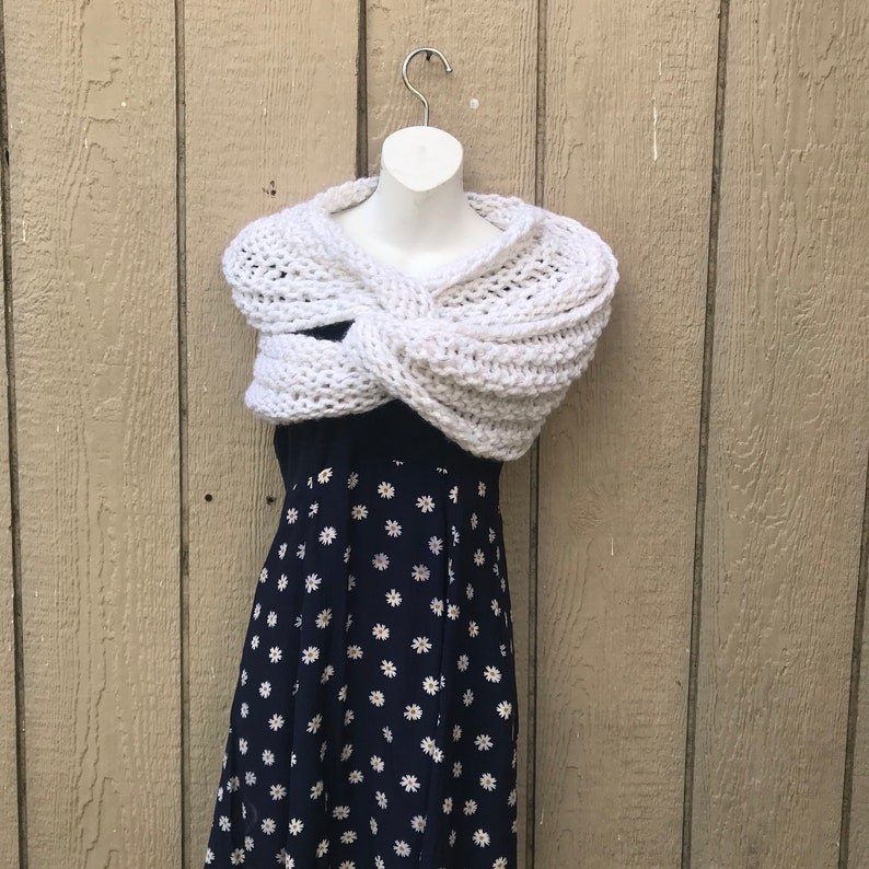 The Squoosh ~ loop scarf infinity scarf  Snow White with sparkle