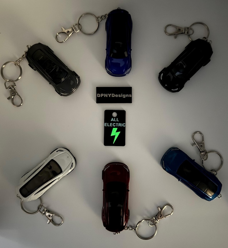 Custom Rivian R1T (blue) With Glow-in-the-dark Tag | Eco Car Diecast ...