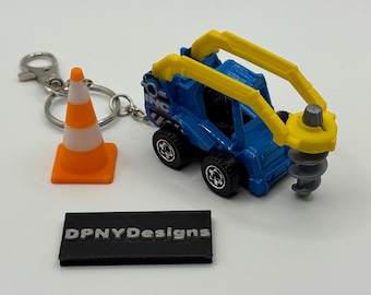 Portachiavi con trapano escavatore (blu) per operaio edile / Bulldozer, escavatore, autocarro con cassone ribaltabile pressofuso + etichetta a cono / Regalo per l'edilizia
