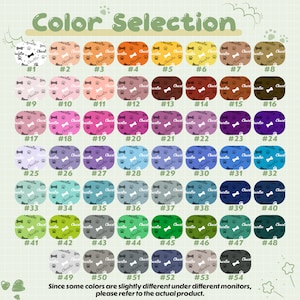 Puede incluir: Carta de selecci&oacute;n de colores con 54 opciones de color diferentes para una tela con tem&aacute;tica de perros. Cada opci&oacute;n de color se muestra en un cuadrado con un patr&oacute;n repetido de una huella de pata y la palabra "Charlie". La carta est&aacute; numerada del 1 al 54.