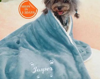 Personalized Pet Gift Blanket With Name, Custom Pet Bed Blanket, Paw Print Dog Blanket, Pet Throw Blanket,Unique Pet Gift,Christmas Gift Dog