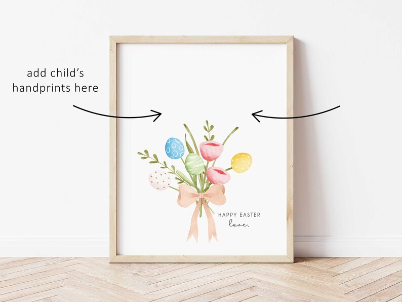K&ouml;nnte beinhalten: Eine druckbare Osterkarte mit einer Aquarell-Illustration eines Strau&szlig;es aus rosa, gelben und blauen Blumen mit gr&uuml;nen Bl&auml;ttern und pastellfarbenen Ostereiern. Der Text "Frohe Ostern Liebe." ist unter dem Strau&szlig; gedruckt.