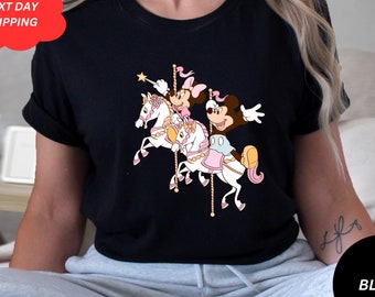 Camiseta de carrusel de Mickey Minnie, camiseta de Magical Kingdom, camiseta de parque temático de Disney, camiseta de carrusel mágico de Disney, regalo de pareja de Mickey Minnie