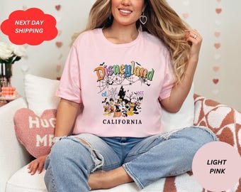 Retro Disneyland Halloween Shirt, Retro Disneyland Est 1955 Halloween Shirt, Mickey und Freund Halloween Shirt, Disney Familien Shirts