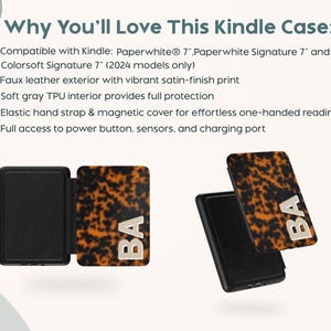 Op de afbeelding: Kindle-hoesje met een schildpadpatroon en de initialen "BA". De hoes wordt open en dicht getoond, met de tekst "Why You'll Love This Kindle Case:" bovenaan, met functies zoals een magnetische sluiting.