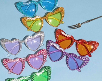Óculos de sol personalizados em formato de coração com cristais, óculos de festa, óculos de festa para madrinhas, óculos de sol personalizados para concertos, óculos de sol para casamento