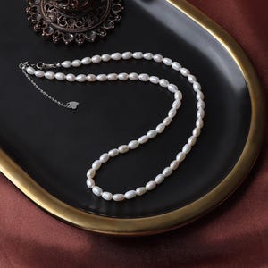 3-4Mm small rice grain natural freshwater pearl necklace versatile commuter 925 sterling silver buckle simple neck chain collarbone chain
