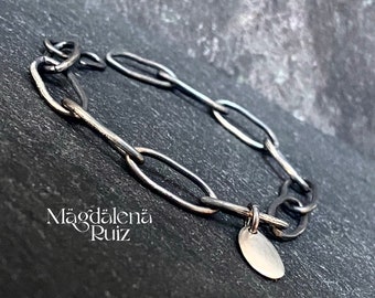 Dark silver pebble bracelet. Sterling silver cast bracelet, handmade chain. Raw silver chain.