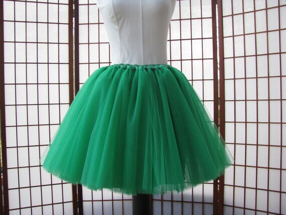 Gonna in tulle verde smeraldo completamente foderata a 9 strati
