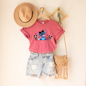 Camiseta de Stitch para San Valentín, camiseta de Disney para San Valentín, camiseta de Lilo y Stitch, sudadera de Disney, camiseta de Stitch, camiseta de Stitch y Ángel imagen 4