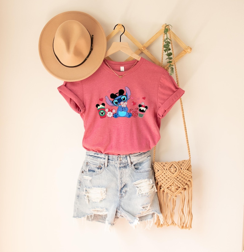 Camiseta de Stitch para San Valentín, camiseta de Disney para San Valentín, camiseta de Lilo y Stitch, sudadera de Disney, camiseta de Stitch, camiseta de Stitch y Ángel imagen 4