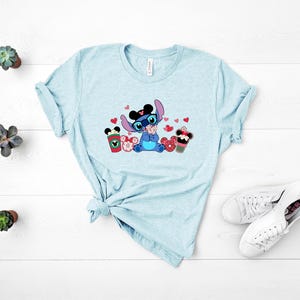 Camiseta de Stitch para San Valentín, camiseta de Disney para San Valentín, camiseta de Lilo y Stitch, sudadera de Disney, camiseta de Stitch, camiseta de Stitch y Ángel imagen 2