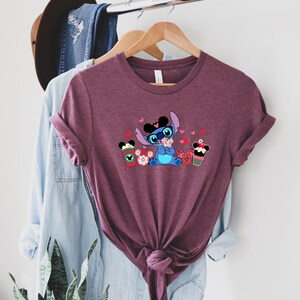 Camiseta de Stitch para San Valentín, camiseta de Disney para San Valentín, camiseta de Lilo y Stitch, sudadera de Disney, camiseta de Stitch, camiseta de Stitch y Ángel imagen 3