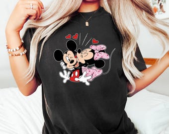 Disney Couple Shirts, Disney Shirt, Mickey Mouse Shirt, Valentines Day Shirt, Kiss Shirt, Minnie Mouse Shirt, Disneyworld Shirt, Love Shirt