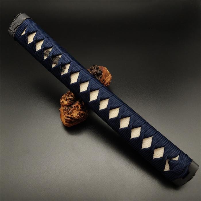 骨董品！貴重な逸品！コレクションなどに！日本刀　拵　目貫　薙刀 il_fullxfull.6262998548_m2f2.jpg