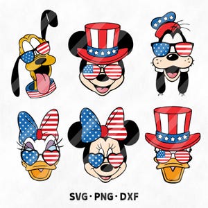 Puede incluir: Seis caras de personajes de dibujos animados con sombreros, gafas de sol y lazos con temática de la bandera estadounidense. Los personajes son Mickey Mouse, Minnie Mouse, Donald Duck, Goofy, Pluto y un perro genérico.