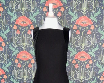 Vintage 90s Y2K Black Velvet Strap Gown: Victorio & Lucchino Minimal Evening Dress