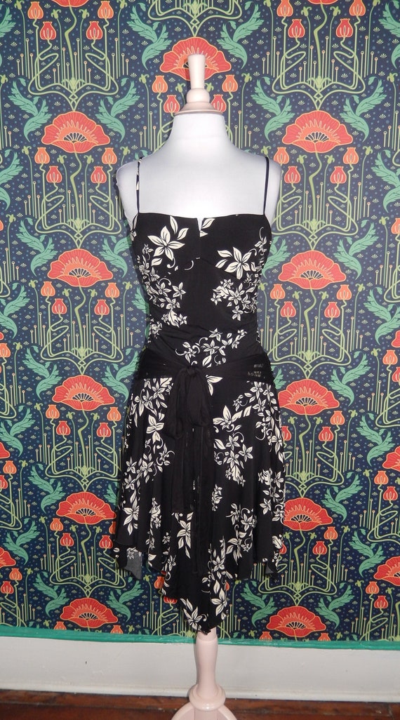 Vintage 90's Y2K Black White Floral Asymmetrical … - image 1