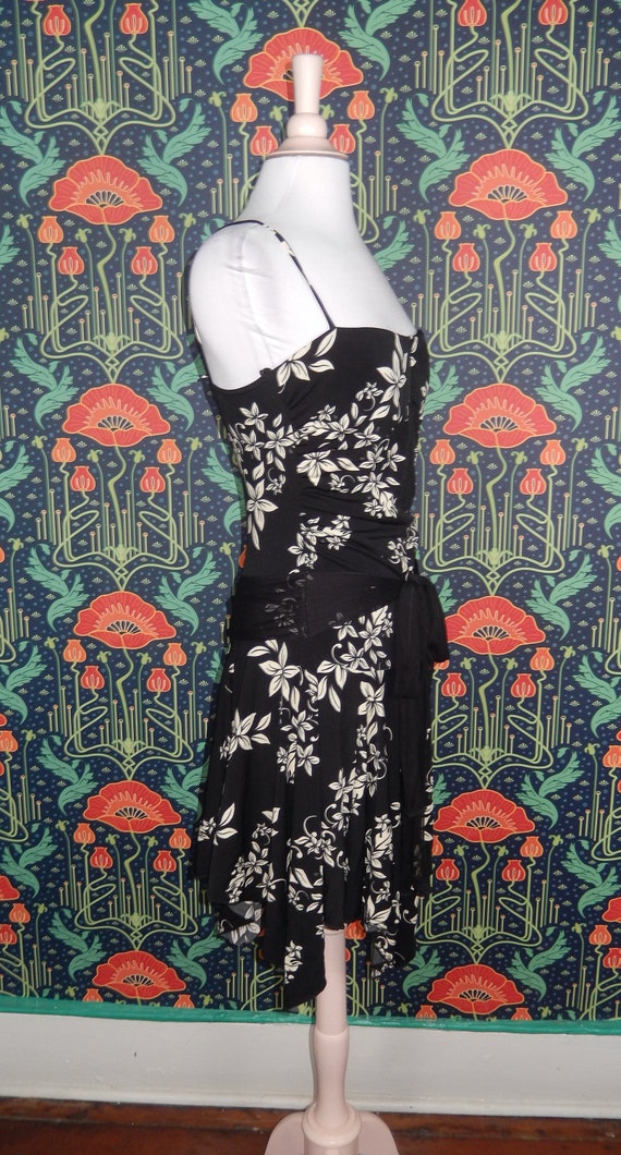 Vintage 90's Y2K Black White Floral Asymmetrical … - image 4