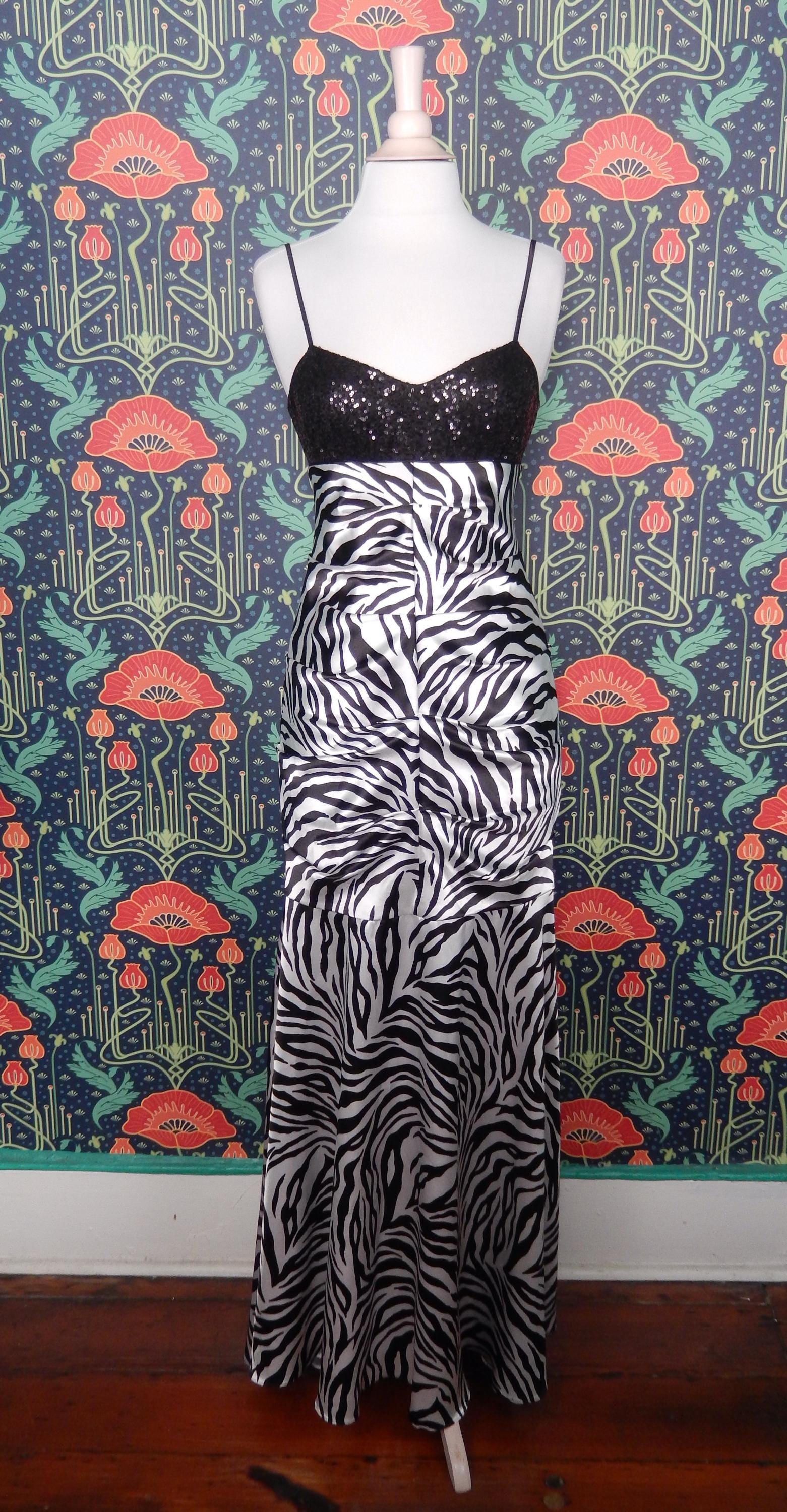 Vintage Y2K Black White Animal Zebra Print Satin Sequin Prom Hoco Formal Dress