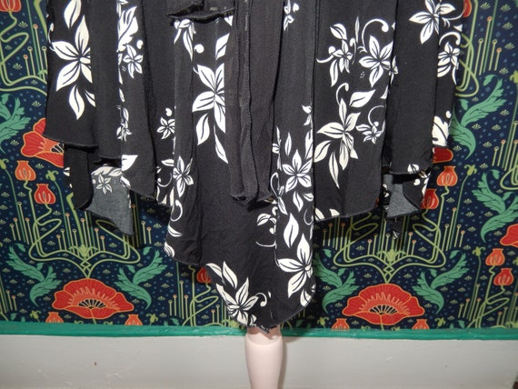 Vintage 90's Y2K Black White Floral Asymmetrical … - image 6