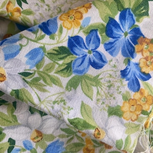 Tela de algodón con estampado floral de jardín Summer Breeze, con nomeolvides en tonos azul violeta y marfil, para colcha grande con estampado floral - bthy